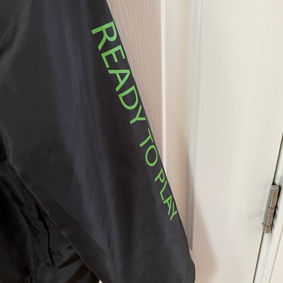 H&M XBOX windbreaker jacket, size boys 10-12y, logo, black and green - Picture 5 of 9